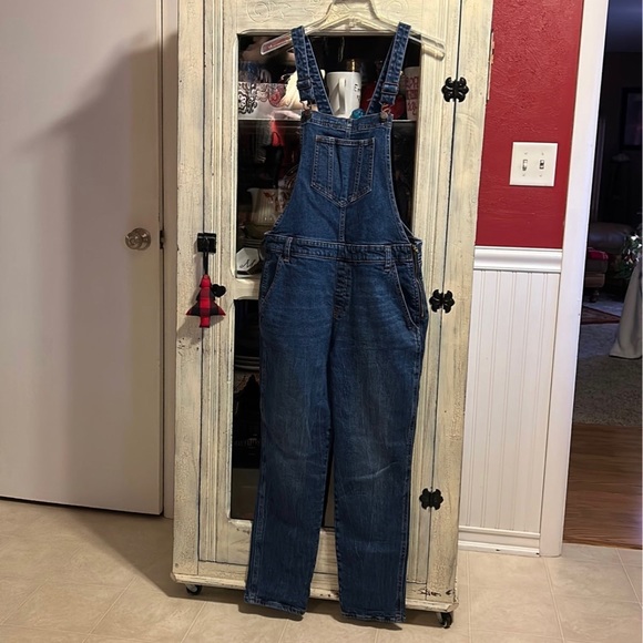 SOLD SOLD SOLD OLD NAVY BIB OVERALLS - Picture 1 of 3